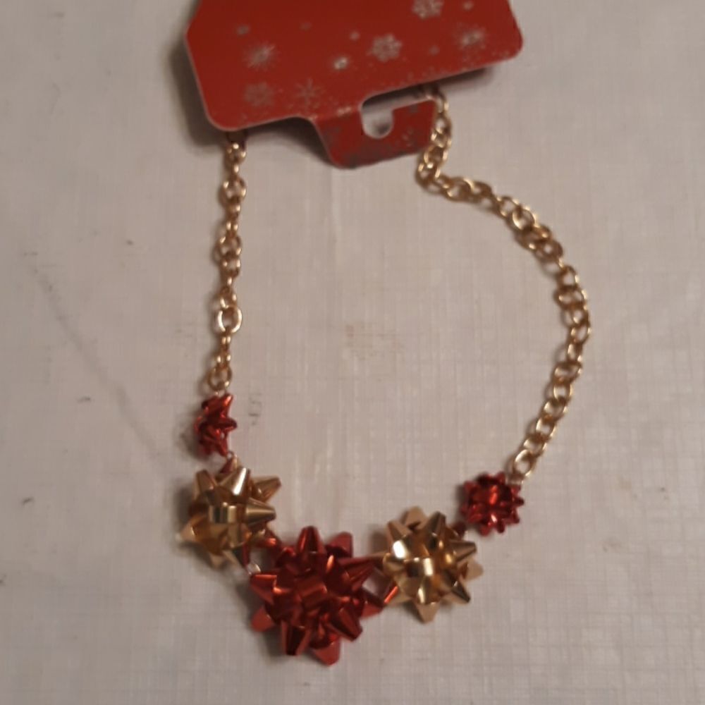 Christmas bow necklace 